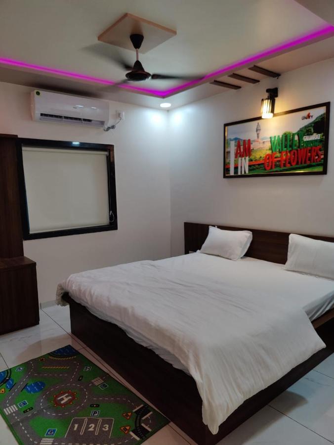 Hotel Sardar Rooms Garudeshwar Экстерьер фото