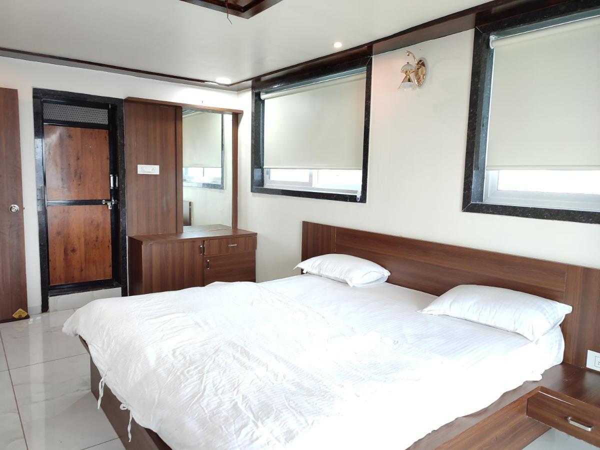 Hotel Sardar Rooms Garudeshwar Экстерьер фото