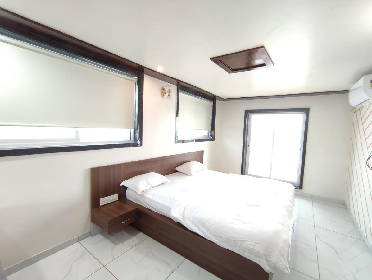 Hotel Sardar Rooms Garudeshwar Экстерьер фото