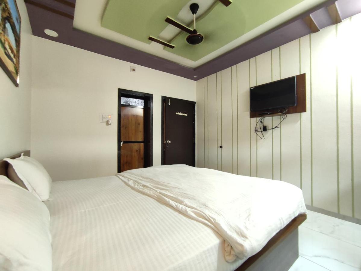 Hotel Sardar Rooms Garudeshwar Экстерьер фото