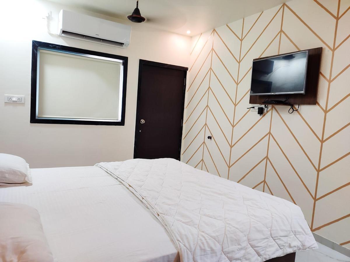 Hotel Sardar Rooms Garudeshwar Экстерьер фото