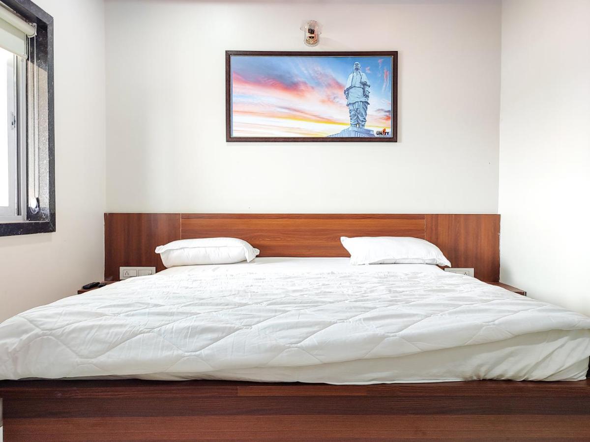 Hotel Sardar Rooms Garudeshwar Экстерьер фото